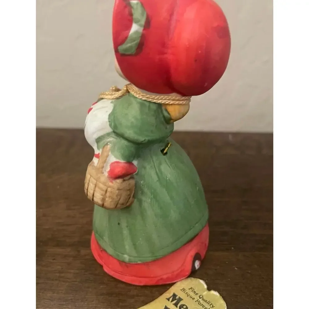 vintage Merri Bells christmas porcelain bisque figurine bell 1978